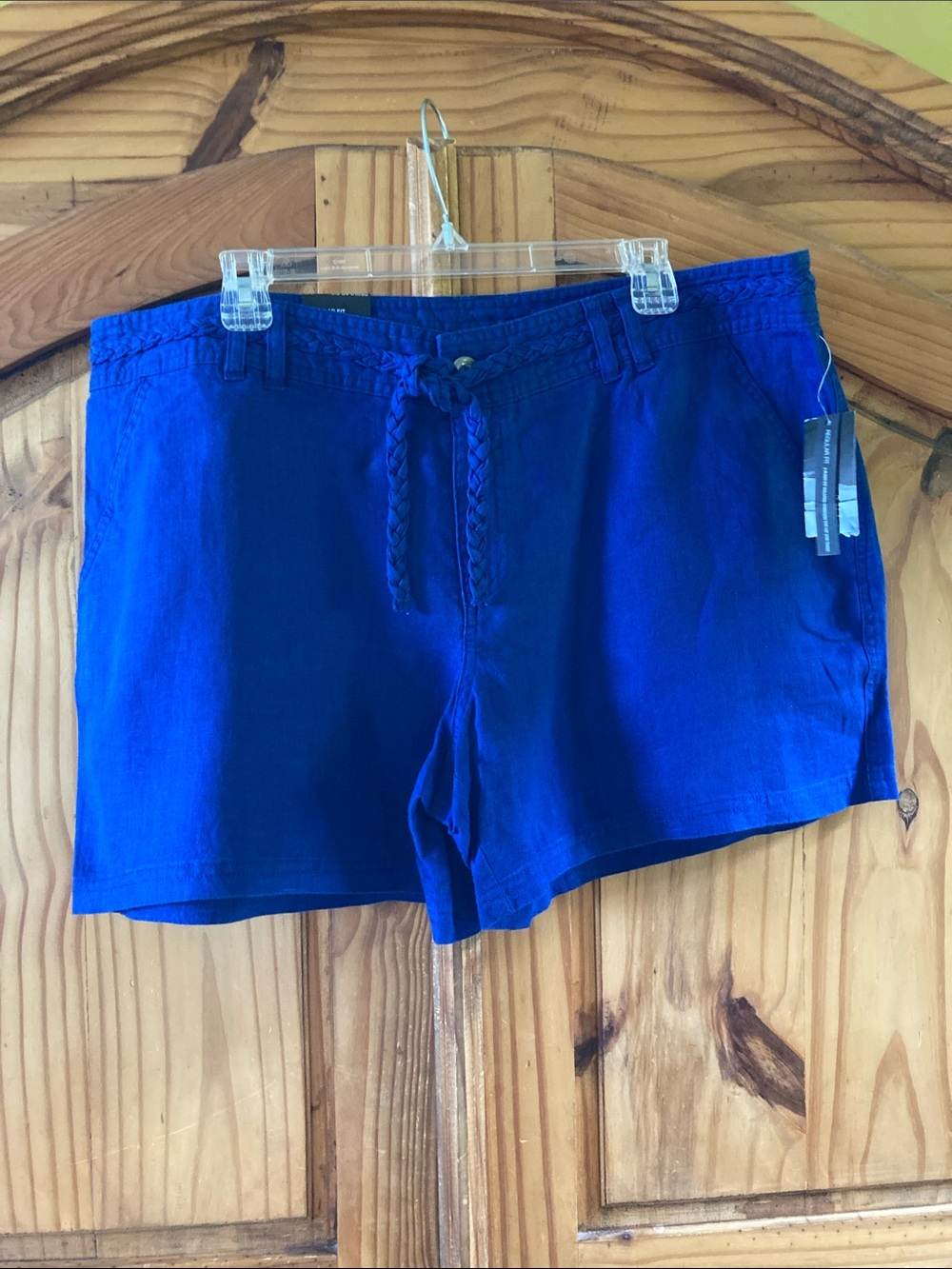 Women INC blue linen chino shorts size 18 - NWT
